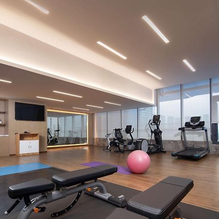 Hilton Garden Inn Zibo Zhangdian Екстер'єр фото