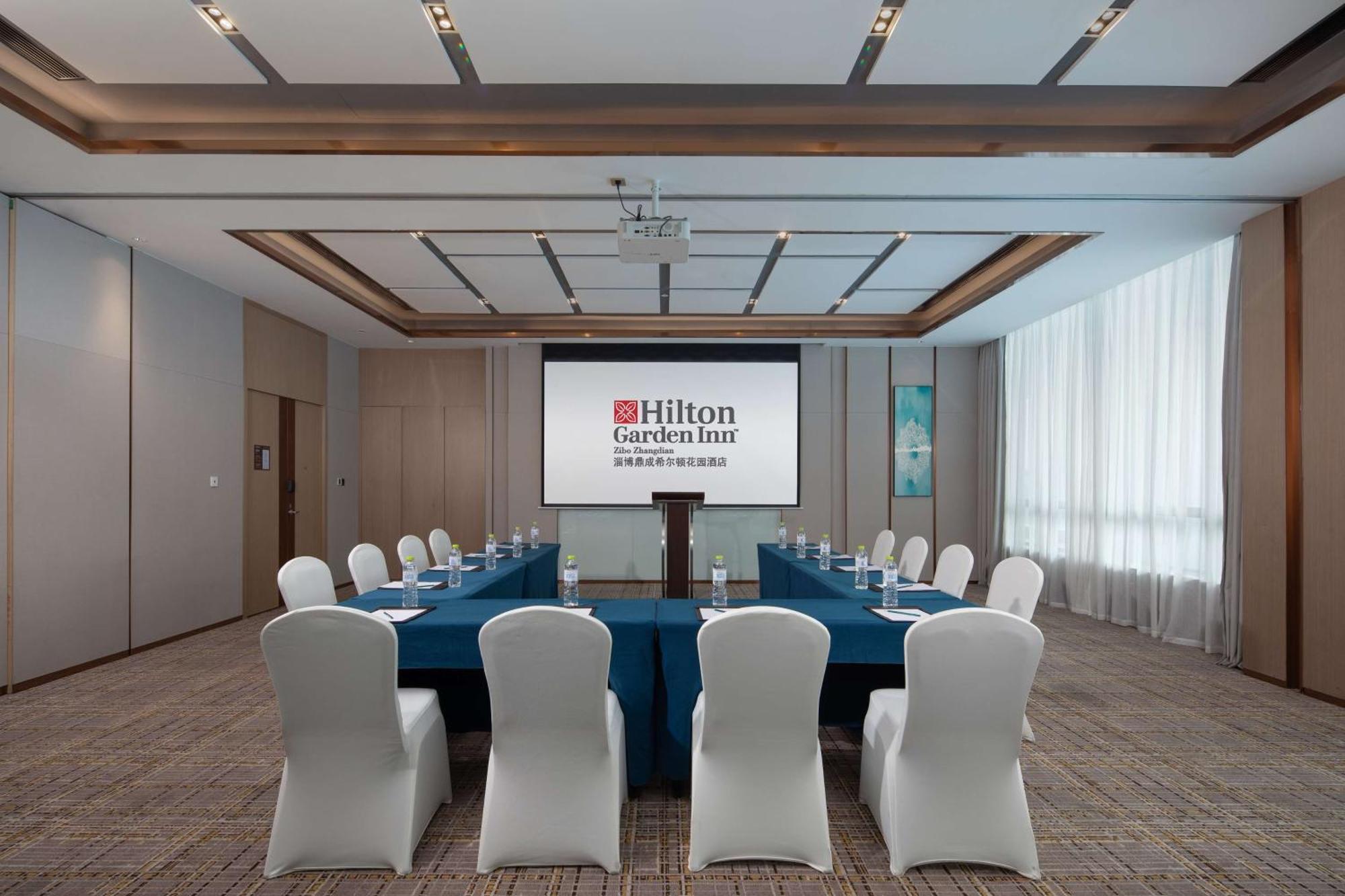Hilton Garden Inn Zibo Zhangdian Екстер'єр фото